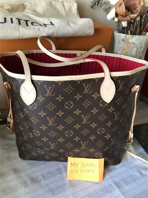 louis vuitton monogram bag interior